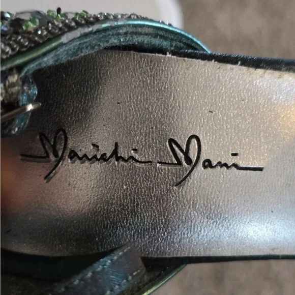 Marichi Mani Pump Heels Women 8.5 Green Metallic Rhinestone Stiletto New - Picture 13 of 15